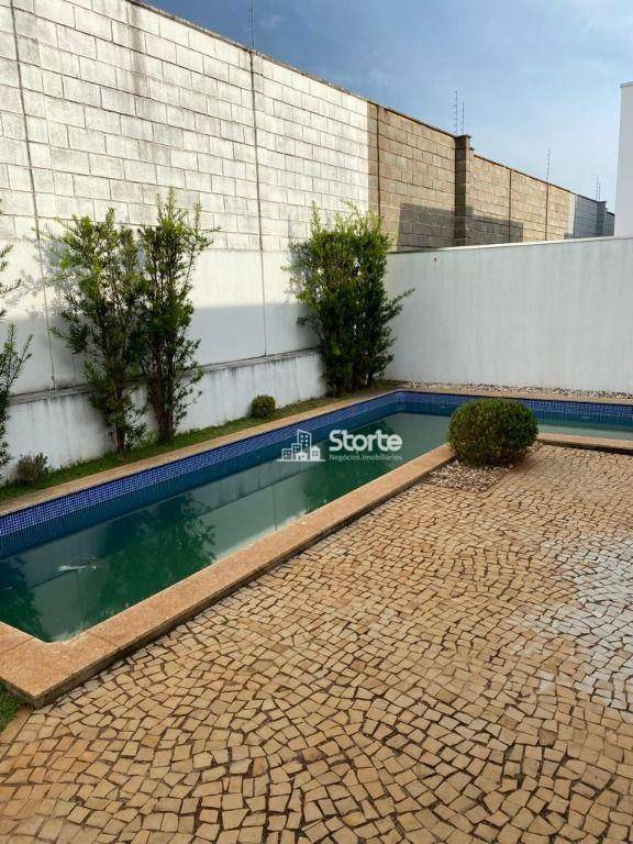 Casa de Condomínio à venda com 3 quartos, 182m² - Foto 2