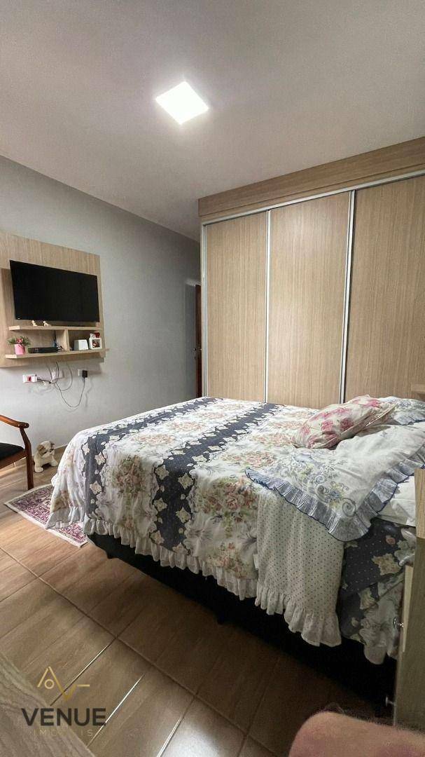 Sobrado à venda com 4 quartos, 300m² - Foto 5