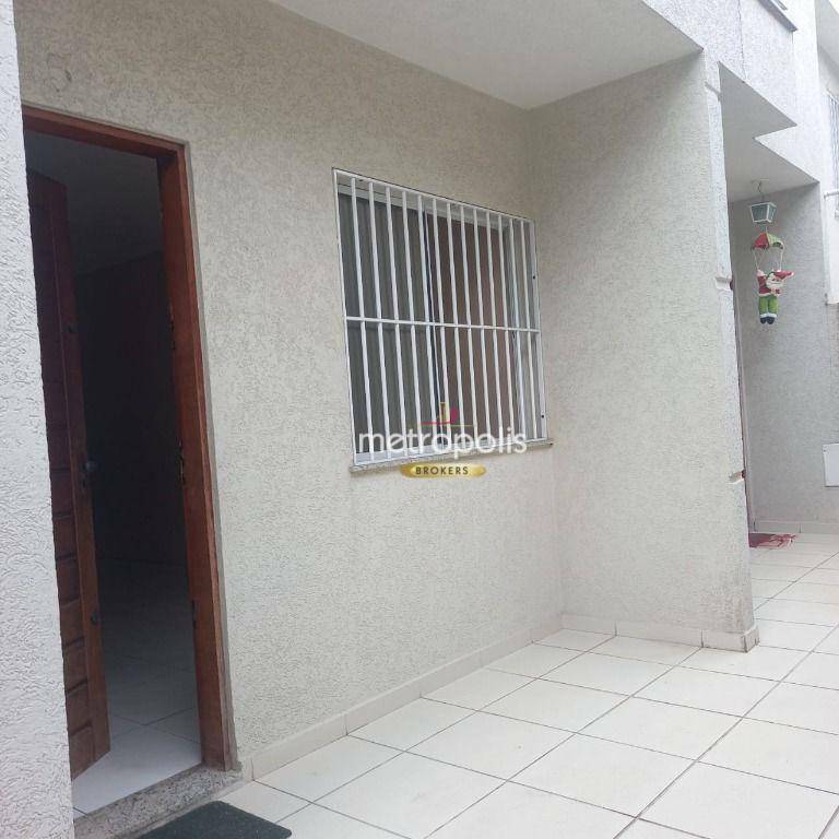 Sobrado à venda com 2 quartos, 68m² - Foto 1