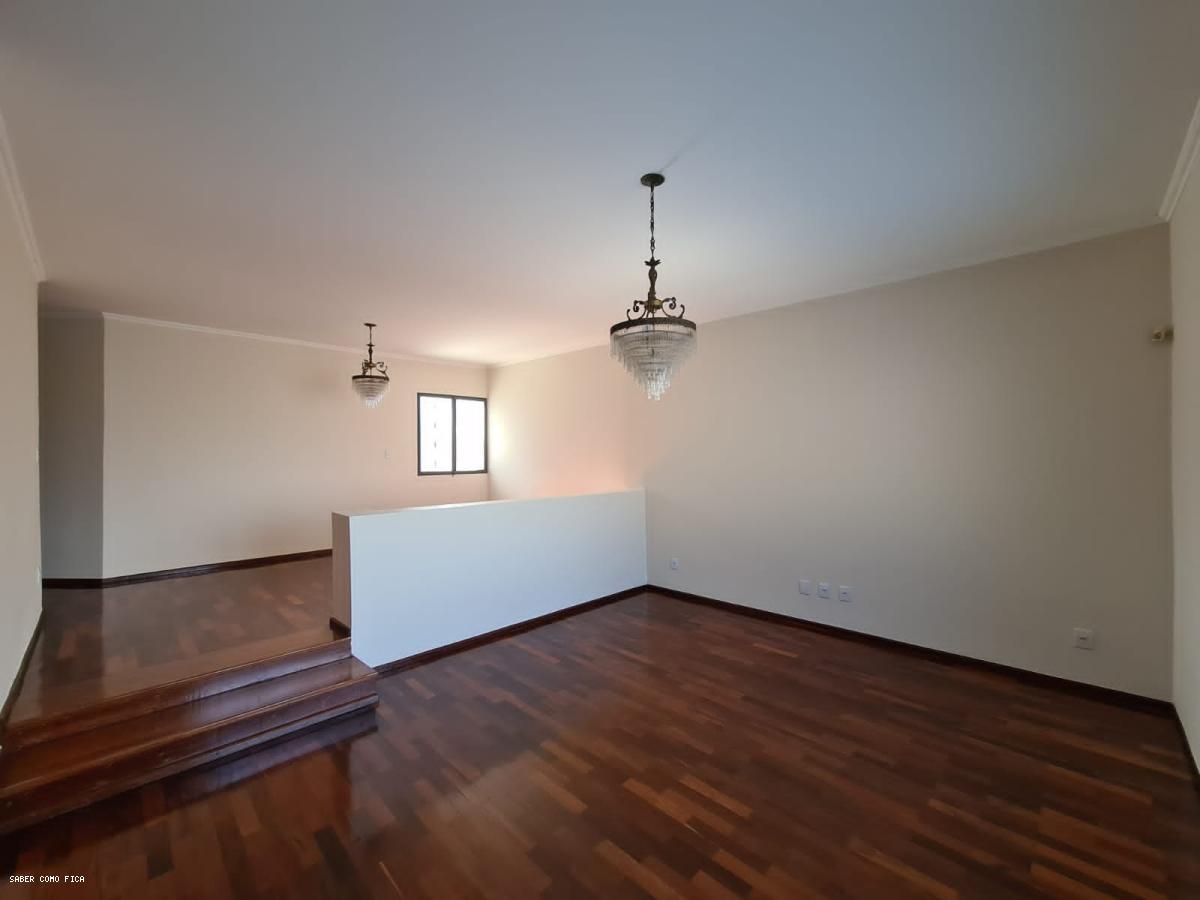 Casa à venda com 3 quartos, 400m² - Foto 26