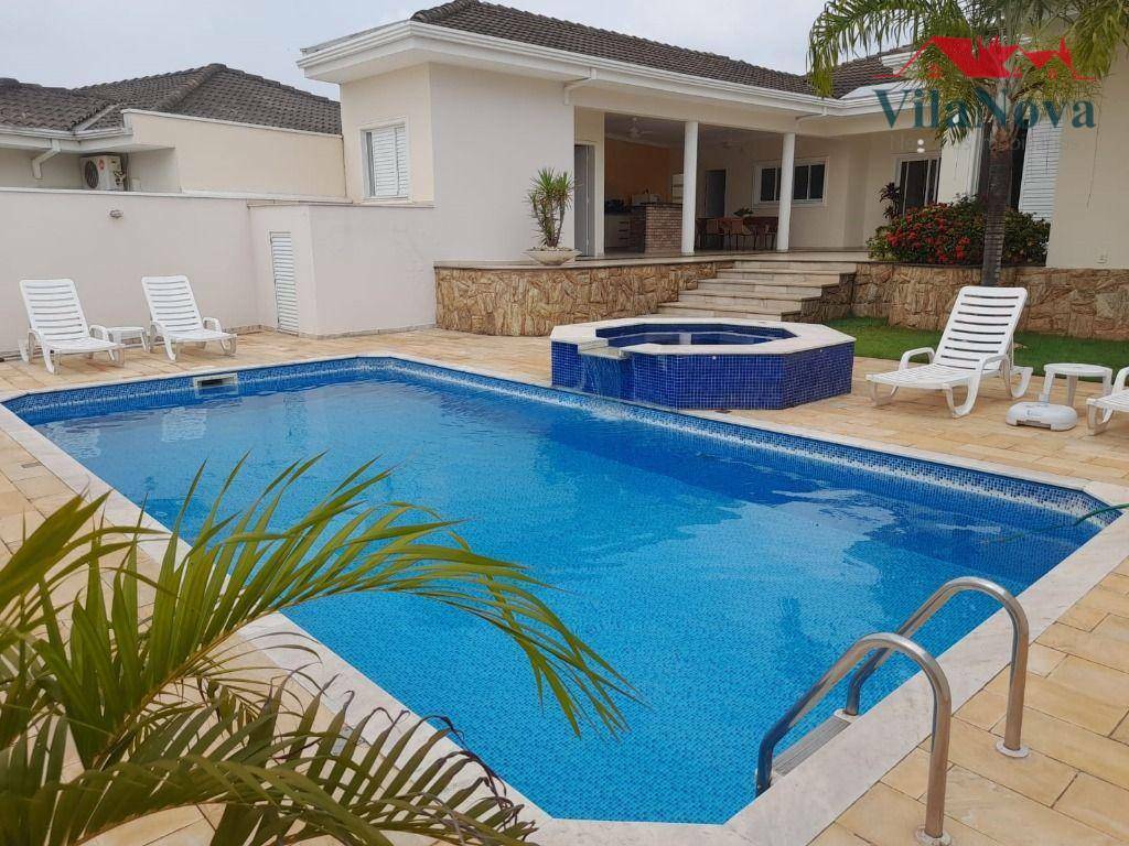 Casa de Condomínio à venda com 4 quartos, 326m² - Foto 1