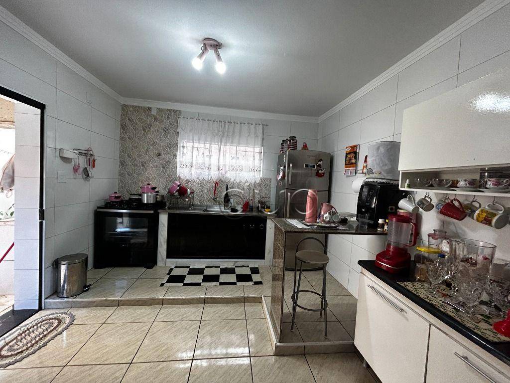 Casa à venda com 2 quartos, 200m² - Foto 15