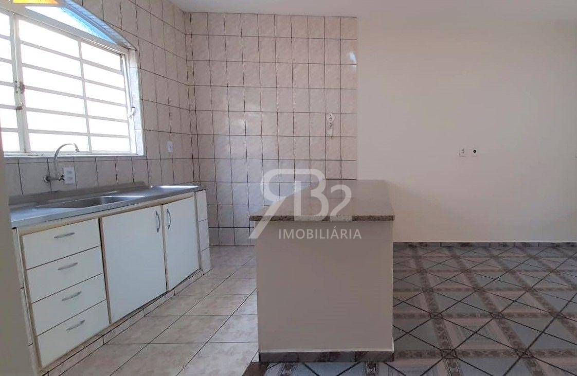 Casa à venda com 5 quartos, 207m² - Foto 27