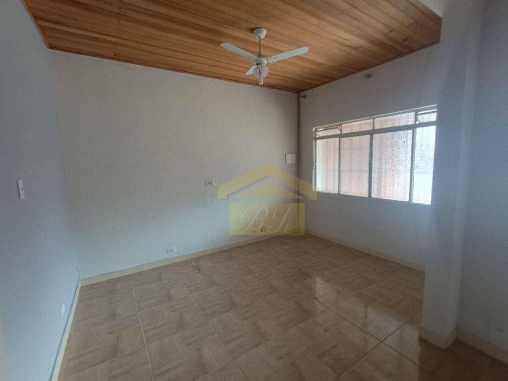 Casa à venda com 2 quartos, 100m² - Foto 4