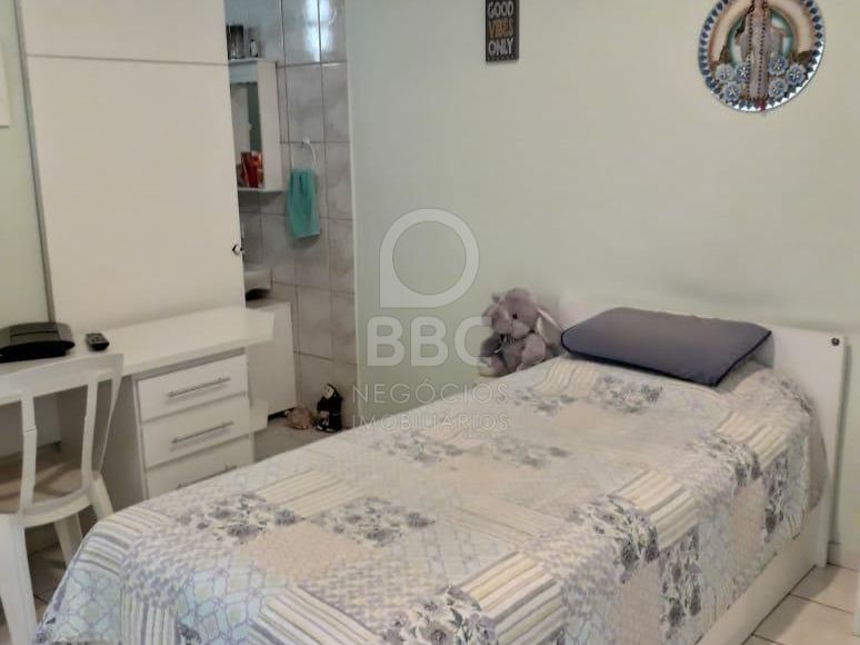 Casa à venda com 3 quartos, 190m² - Foto 12