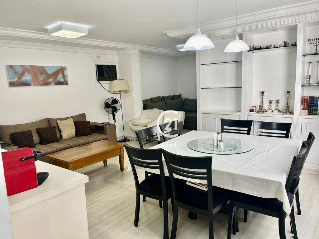 Apartamento à venda com 4 quartos, 140m² - Foto 1