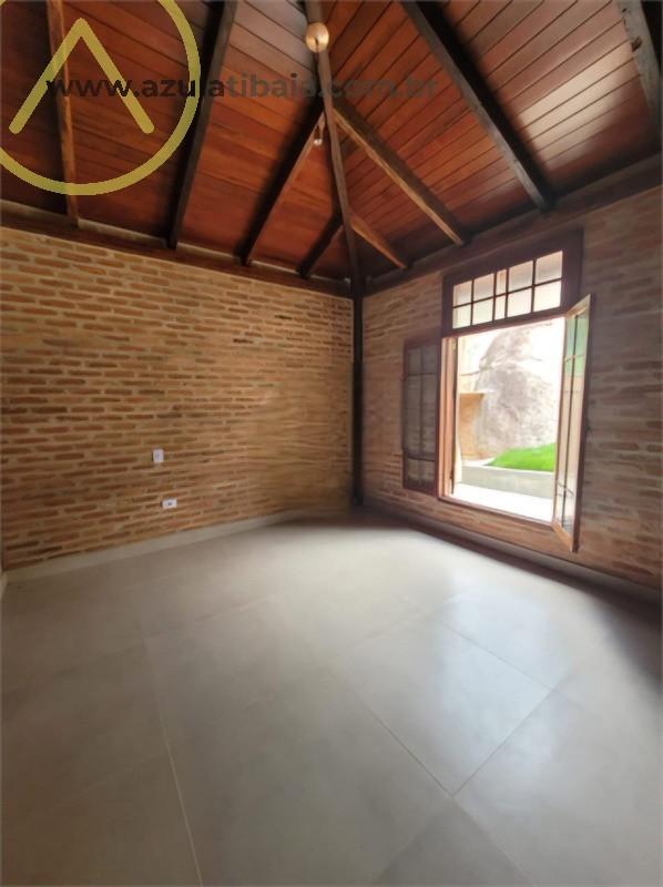 Casa à venda com 3 quartos, 250m² - Foto 9