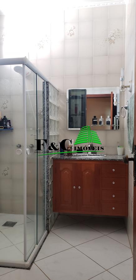 Casa para alugar com 3 quartos, 140m² - Foto 10