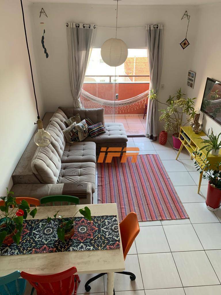 Apartamento à venda com 2 quartos, 80m² - Foto 1