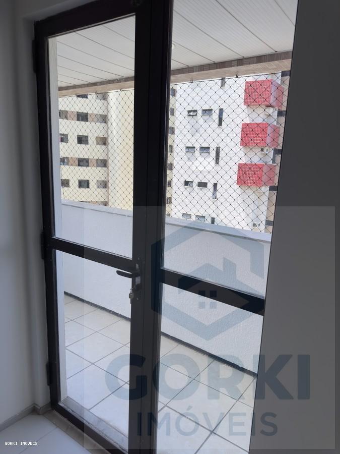 Apartamento à venda com 4 quartos, 158m² - Foto 7