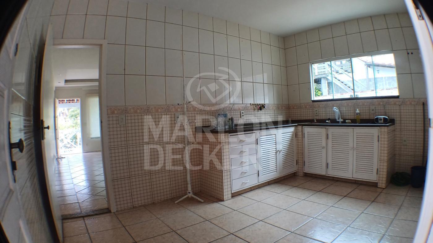 Casa à venda com 3 quartos, 218m² - Foto 34