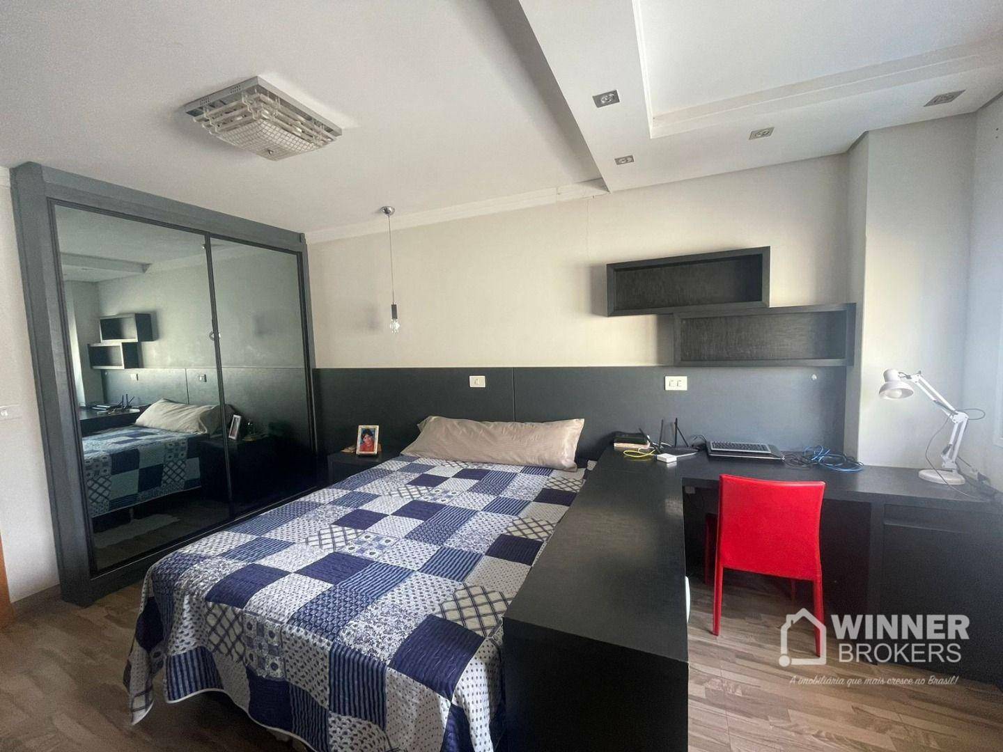 Sobrado à venda com 5 quartos, 242m² - Foto 17