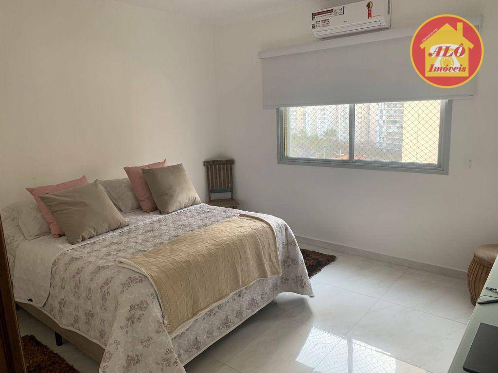 Apartamento à venda com 4 quartos, 246m² - Foto 2