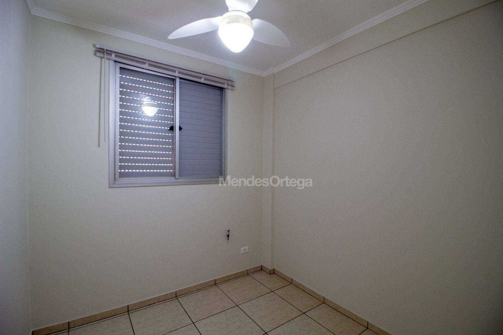 Apartamento para alugar com 3 quartos, 70m² - Foto 17