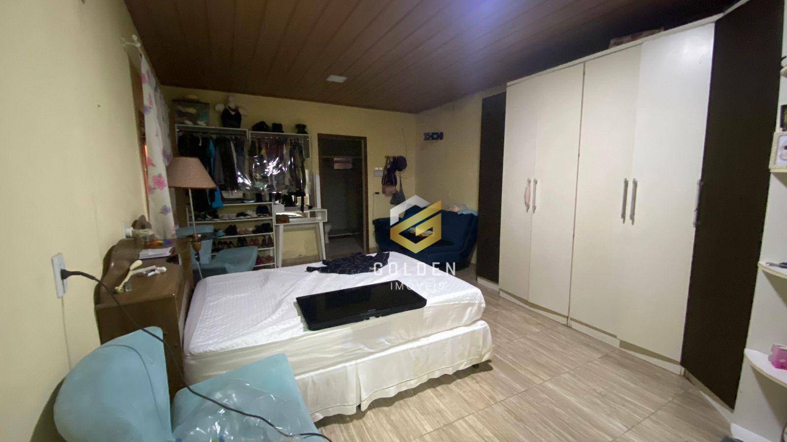 Casa à venda com 4 quartos, 130m² - Foto 9