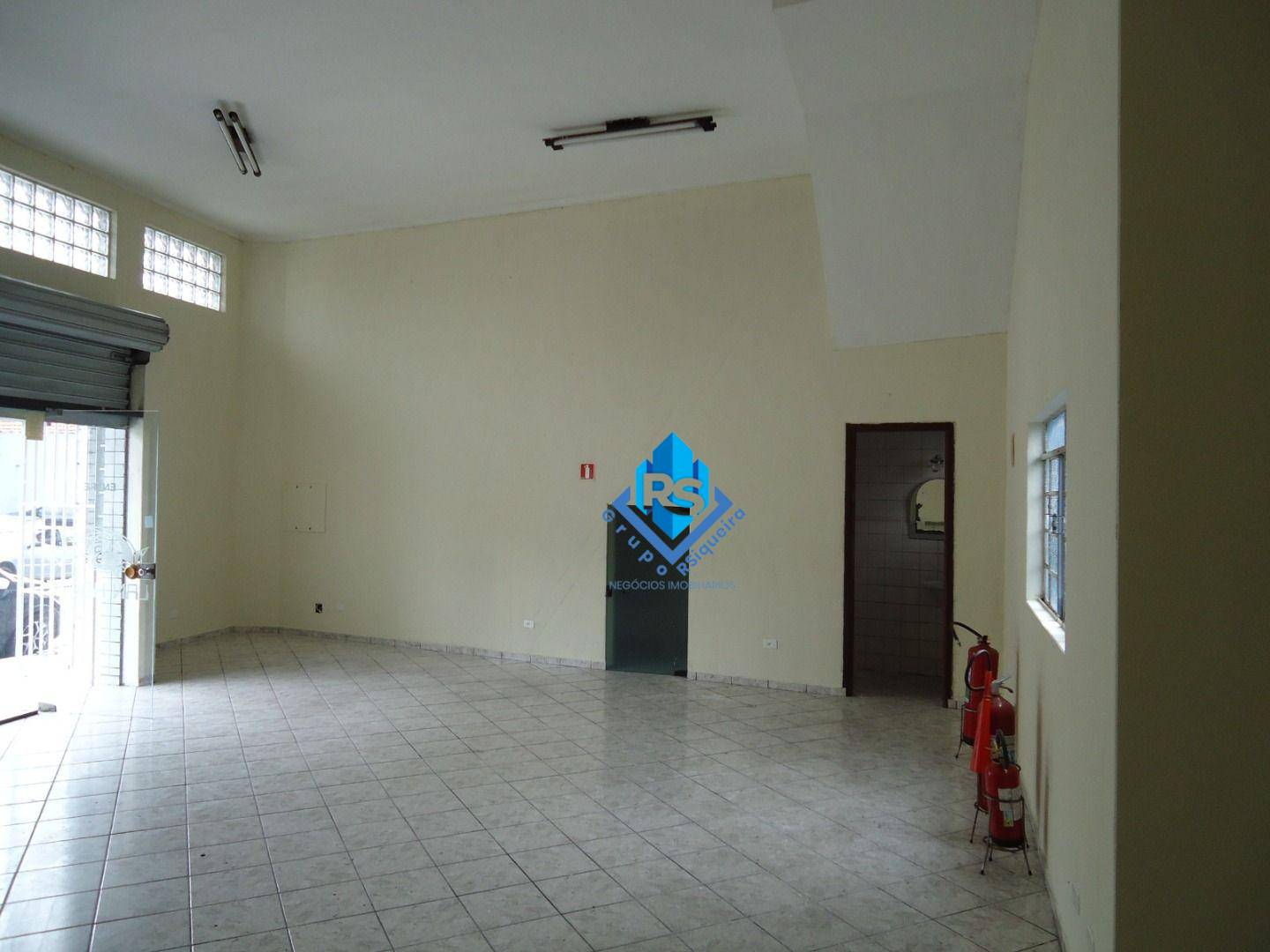 Loja-Salão, 74 m² - Foto 1