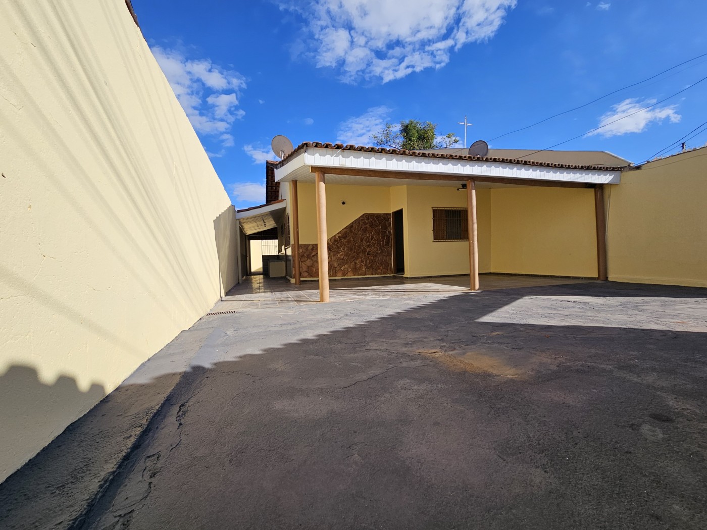 Terreno à venda, 205m² - Foto 1
