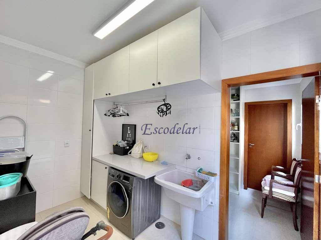 Sobrado à venda com 4 quartos, 358m² - Foto 48