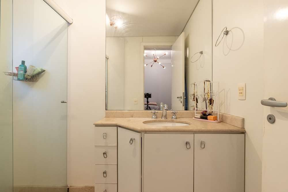 Apartamento à venda com 3 quartos, 193m² - Foto 23