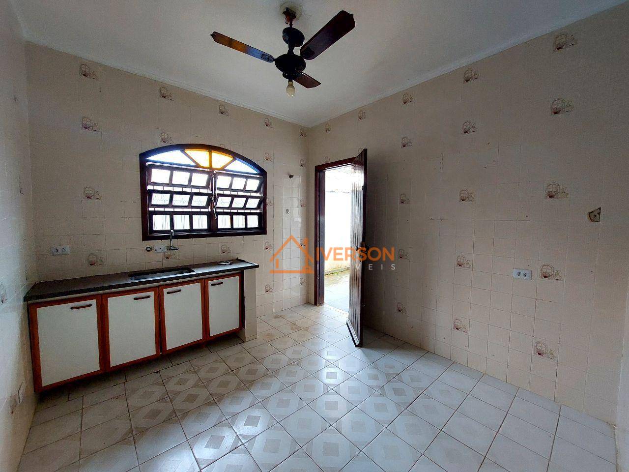 Casa, 2 quartos, 145 m² - Foto 3