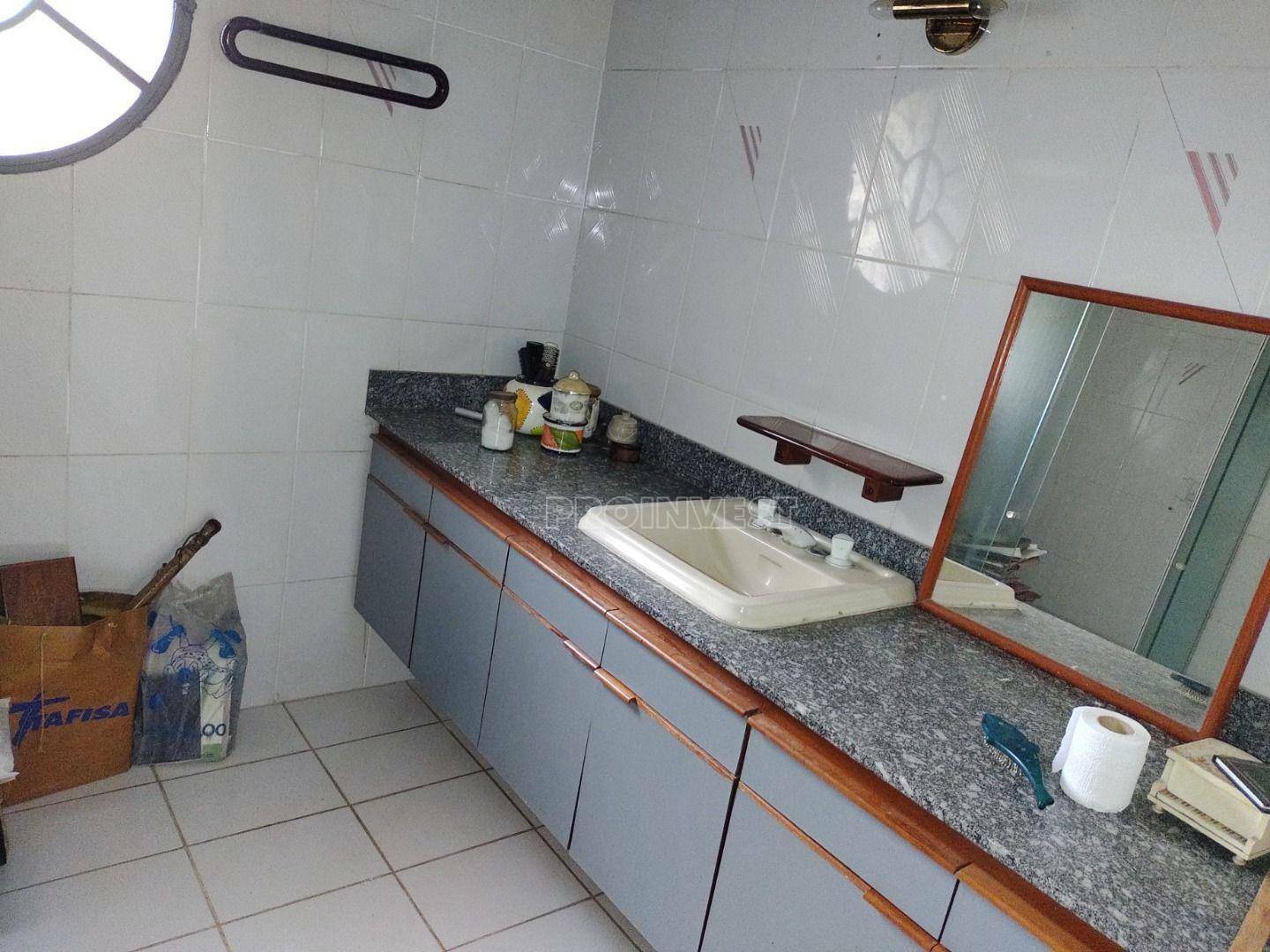 Casa de Condomínio à venda com 4 quartos, 473m² - Foto 17