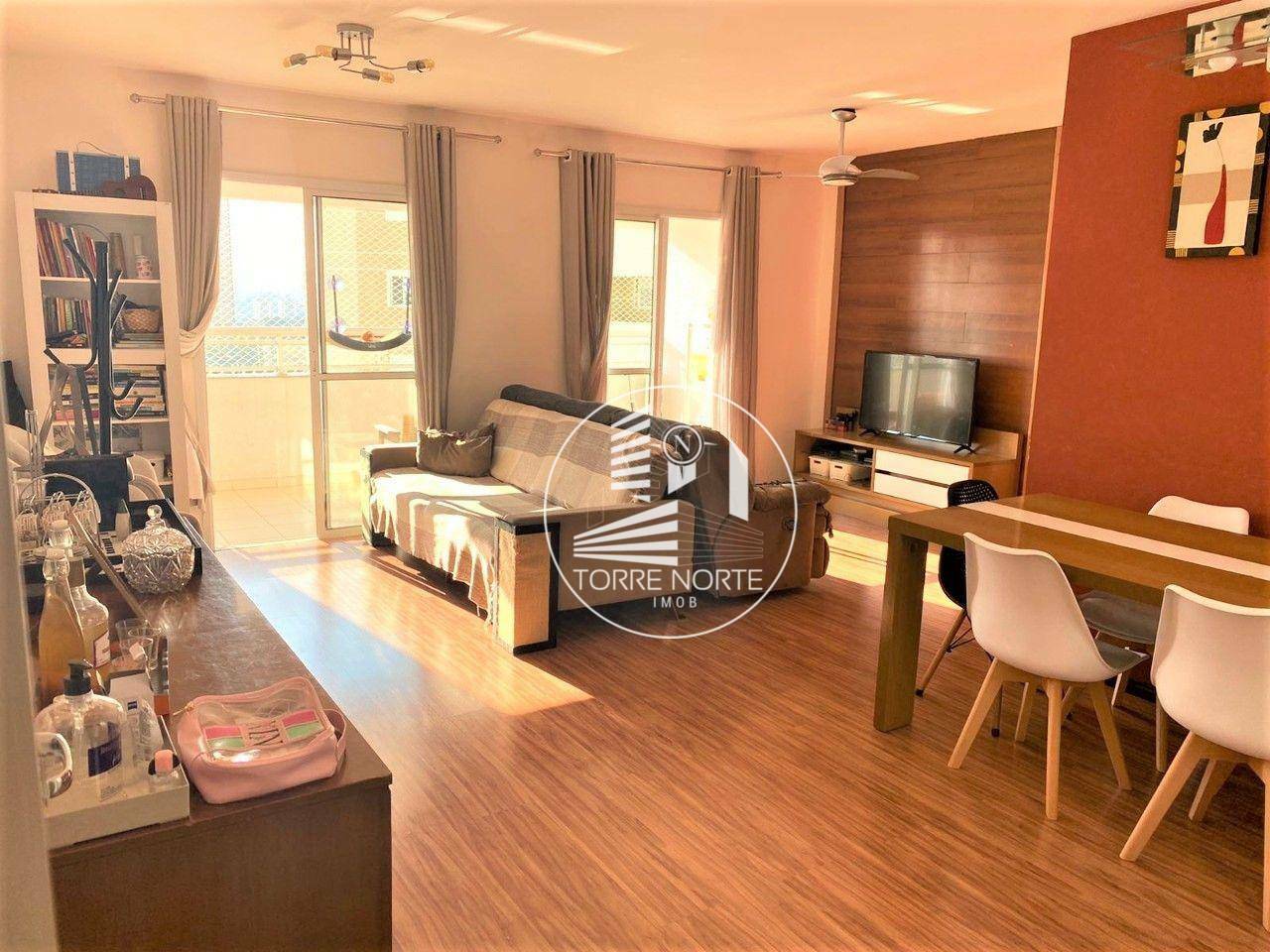 Apartamento à venda com 3 quartos, 105m² - Foto 1