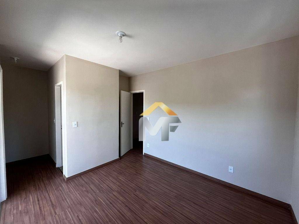 Casa à venda com 3 quartos, 180m² - Foto 30