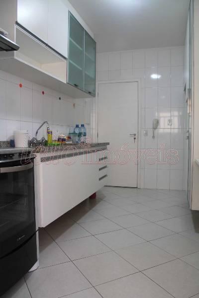 Apartamento para alugar com 3 quartos, 83m² - Foto 17