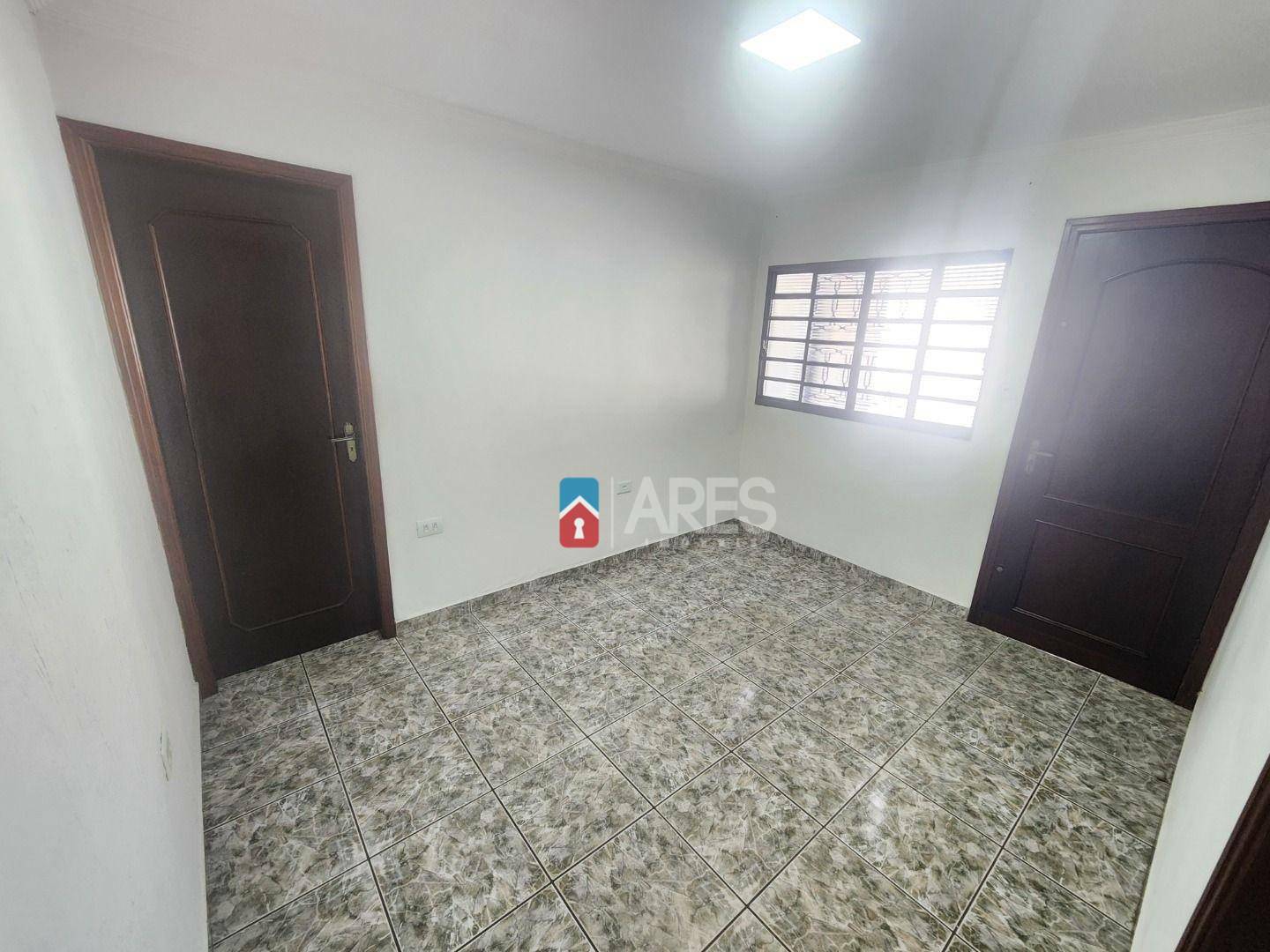 Casa à venda com 2 quartos, 81m² - Foto 8