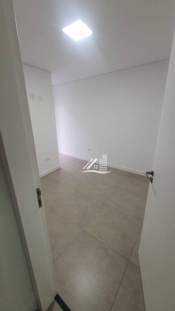 Apartamento à venda com 2 quartos, 77m² - Foto 11