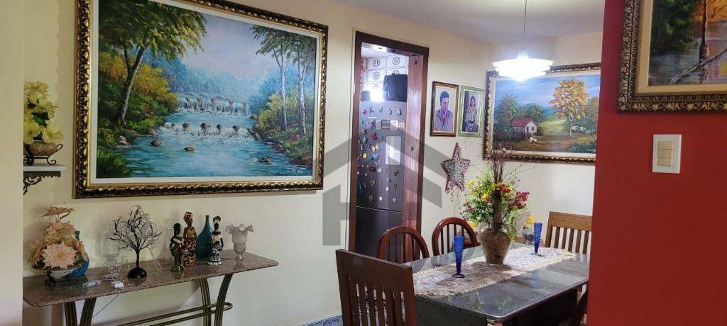 Apartamento à venda com 3 quartos, 101m² - Foto 8