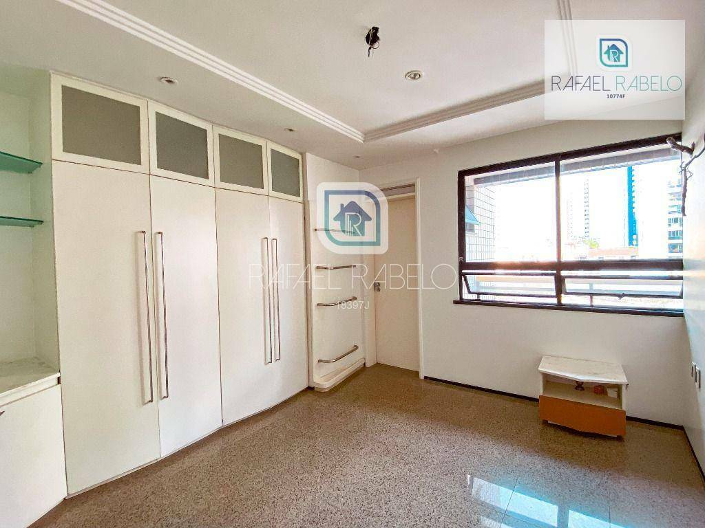 Apartamento à venda com 3 quartos, 233m² - Foto 12