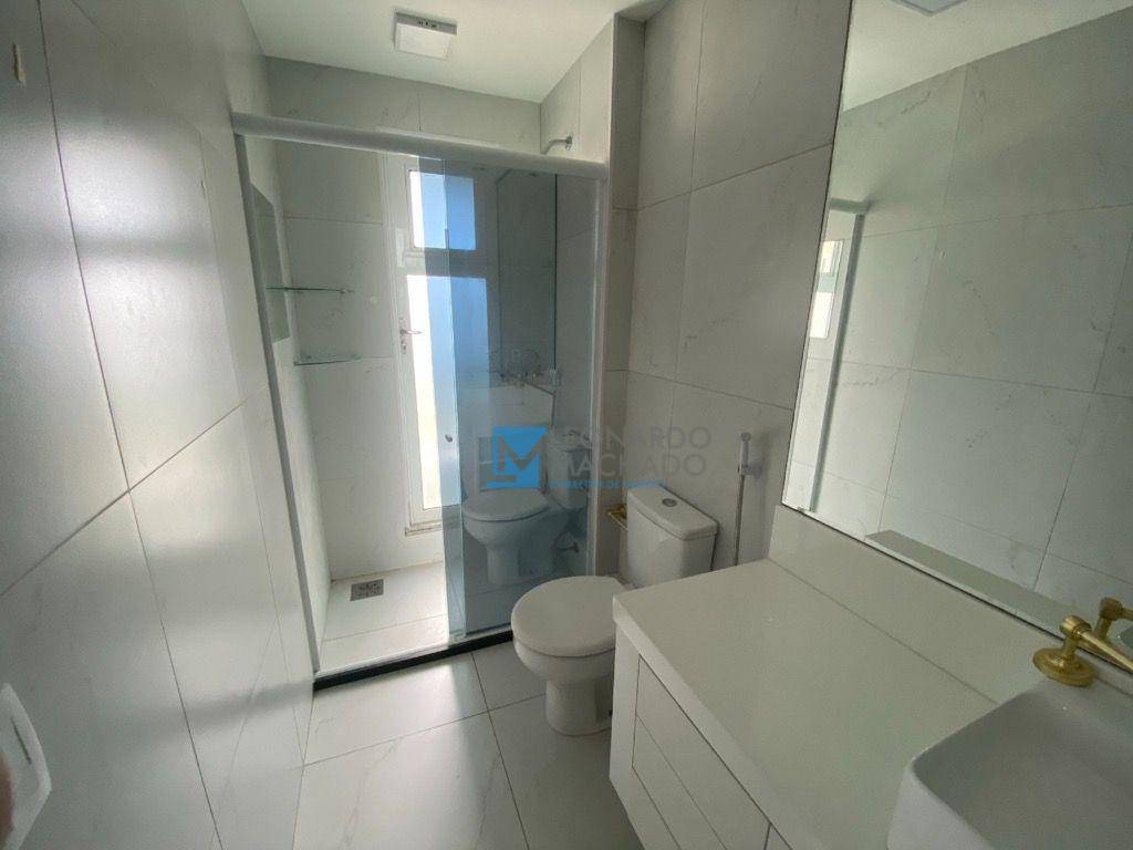 Apartamento à venda com 3 quartos, 158m² - Foto 7