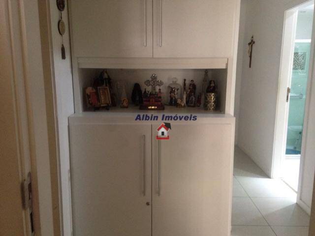 Apartamento à venda com 4 quartos, 238m² - Foto 11