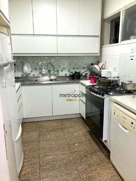 Apartamento à venda com 4 quartos, 180m² - Foto 15