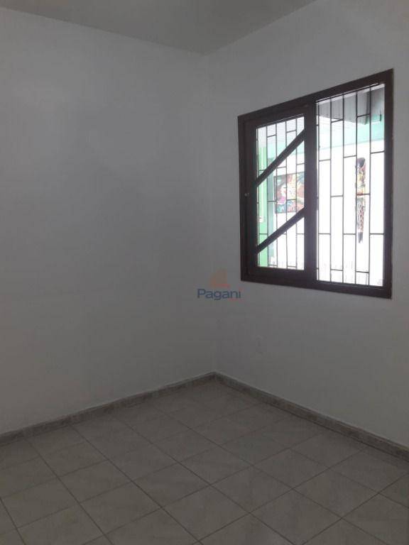 Casa à venda com 5 quartos, 160m² - Foto 10