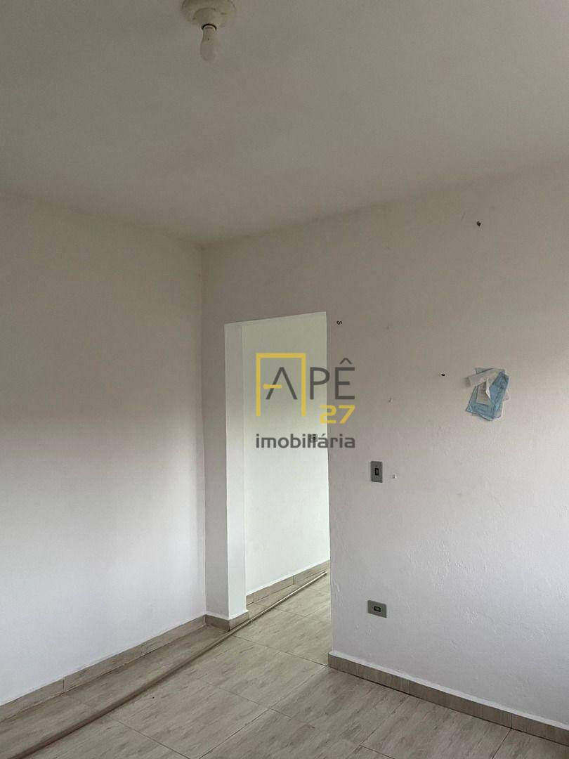 Casa à venda com 1 quarto, 140m² - Foto 13