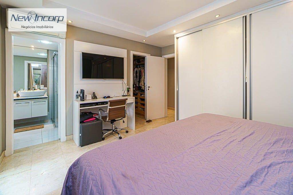 Apartamento à venda com 3 quartos, 195m² - Foto 32