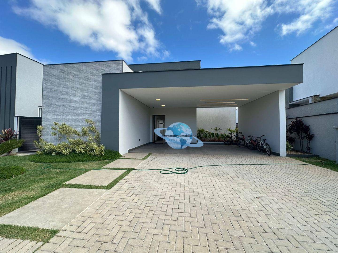 Casa de Condomínio à venda com 3 quartos, 248m² - Foto 1