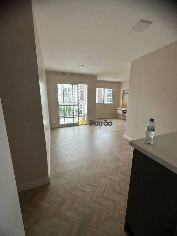 Apartamento para alugar com 2 quartos, 72m² - Foto 2