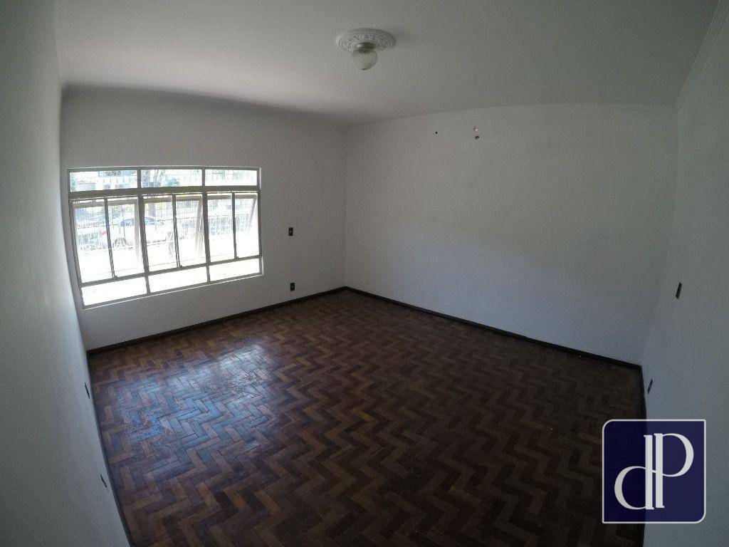 Sobrado à venda com 8 quartos, 468m² - Foto 14