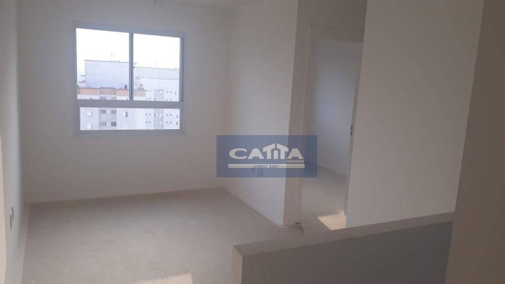 Apartamento à venda com 2 quartos, 45m² - Foto 2