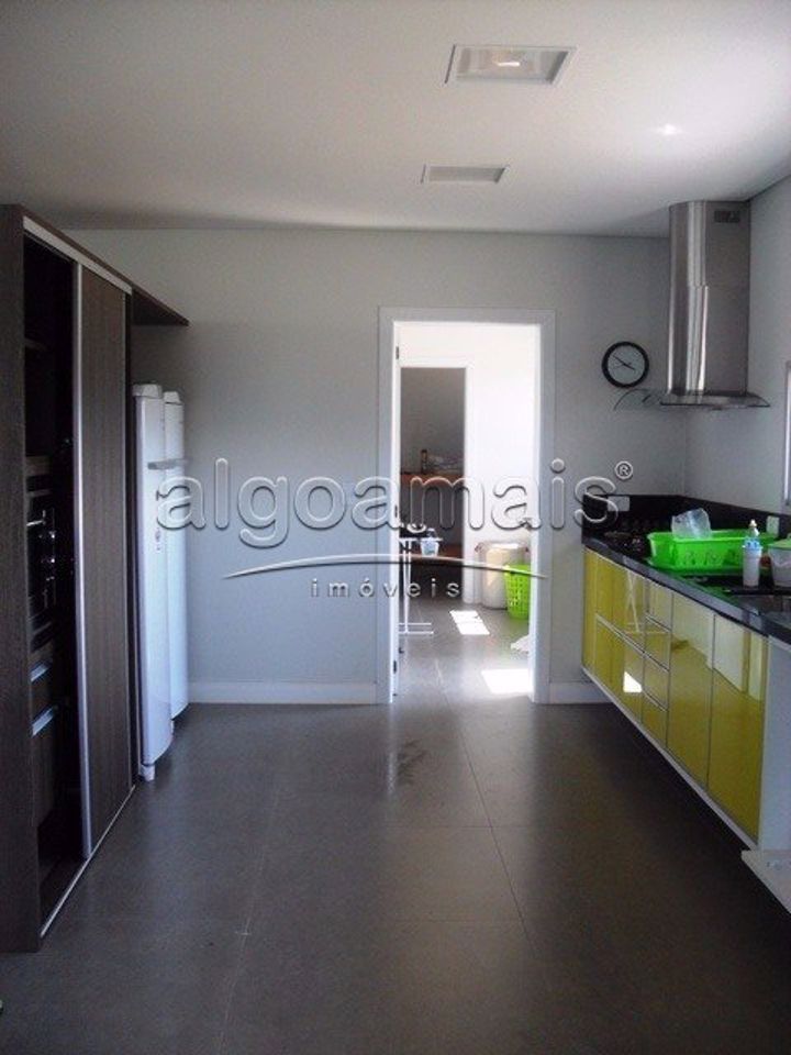 Casa de Condomínio à venda com 4 quartos, 250m² - Foto 14