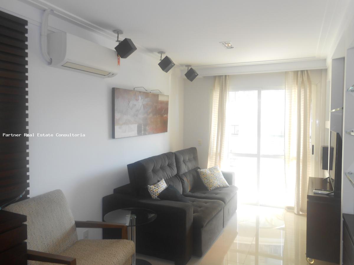 Apartamento para alugar com 2 quartos, 72m² - Foto 15