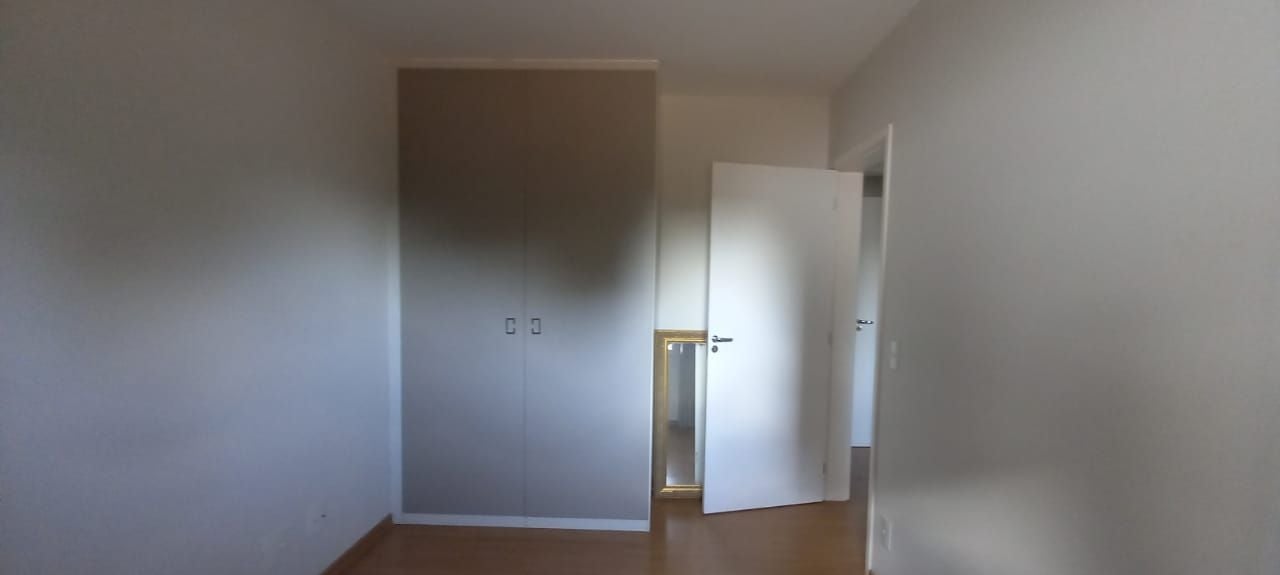 Apartamento para alugar com 3 quartos, 97m² - Foto 10