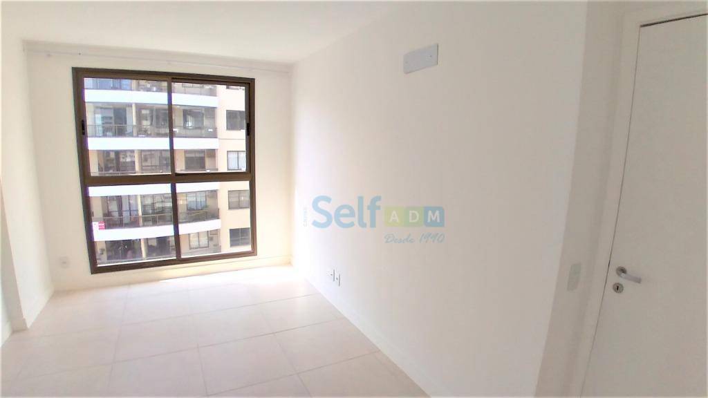 Apartamento para alugar com 2 quartos, 85m² - Foto 9