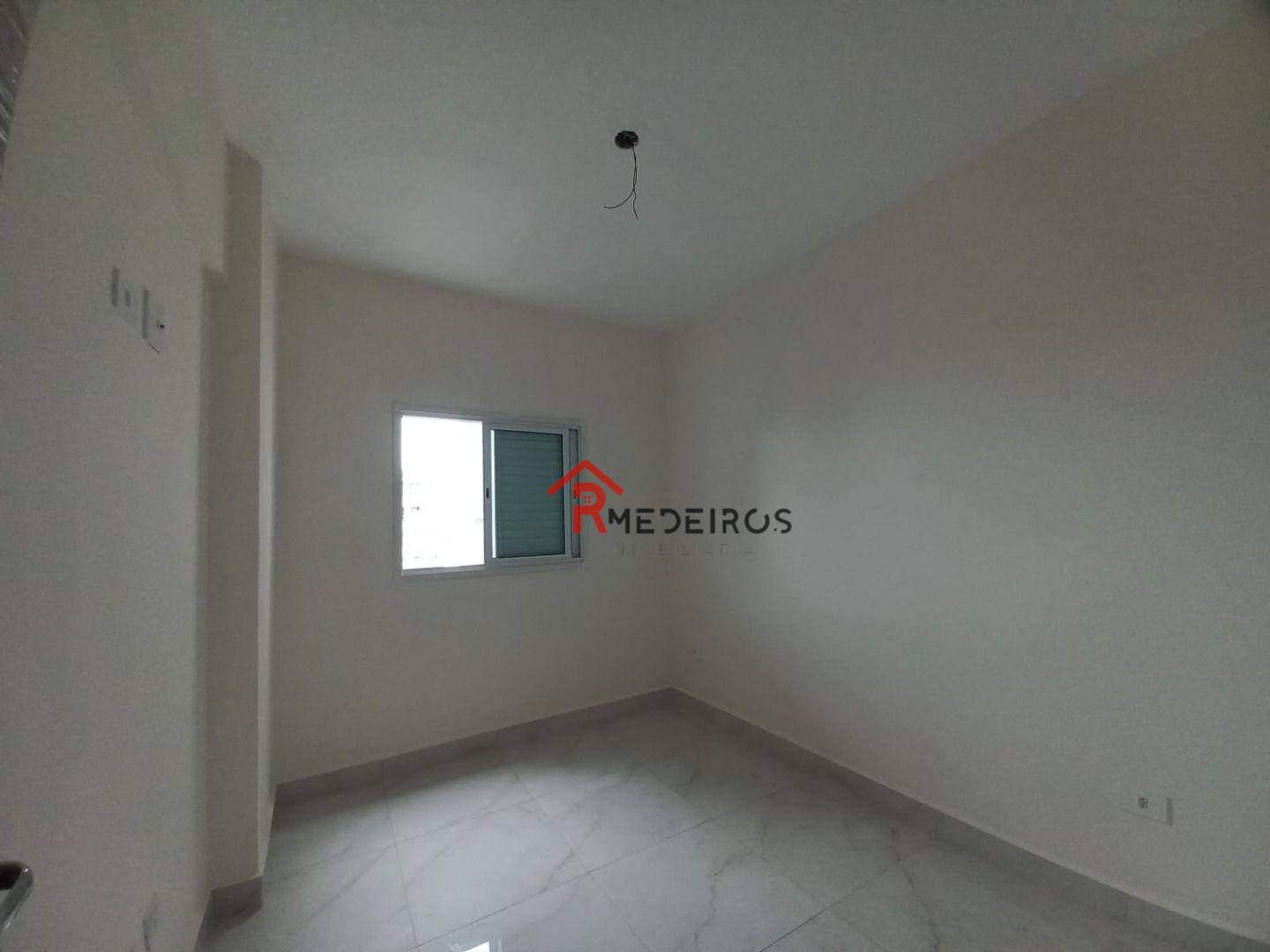 Apartamento à venda com 2 quartos, 70m² - Foto 17