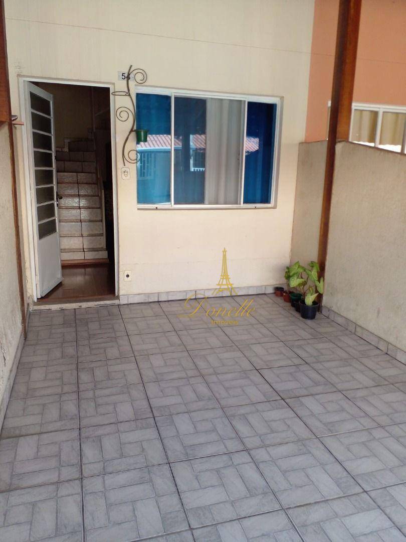 Sobrado à venda com 2 quartos, 59m² - Foto 1