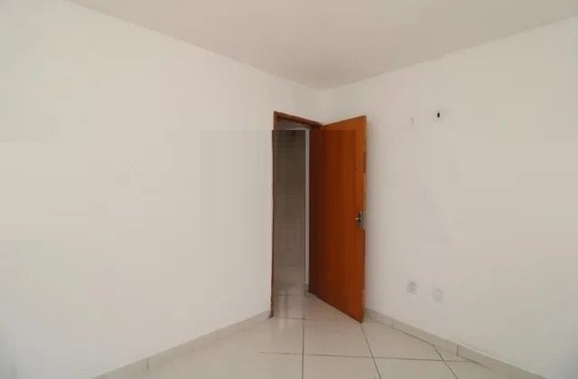 Casa à venda com 2 quartos, 55m² - Foto 9