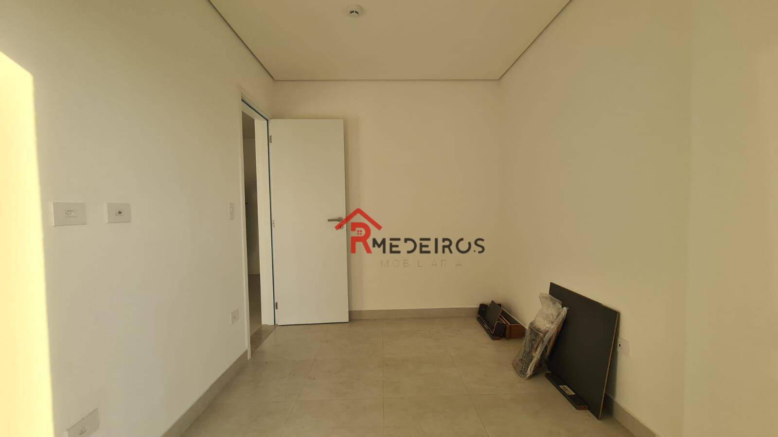 Apartamento à venda com 1 quarto, 40m² - Foto 7